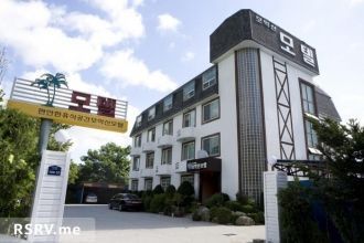 Отель Goodstay Moaksan Motel 2* располож