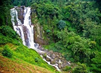 Водопад в Нувара-Элия.