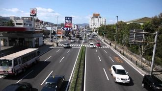 На одной из улиц города Оита.