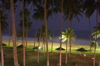 Калутара ночью.