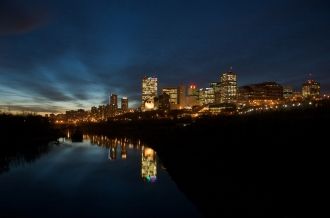 Ночной Эдмонтон