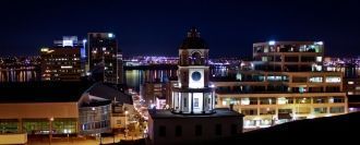 Галифакс ночью.