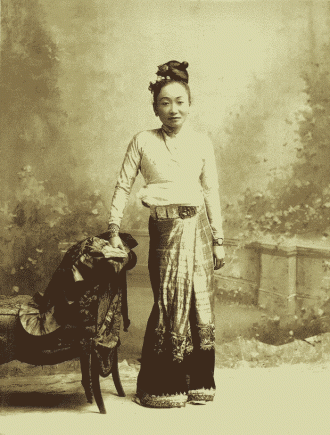 Старое фото местной жительницы Чианграя.