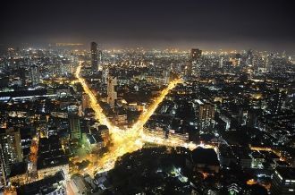 Мумбаи ночью.