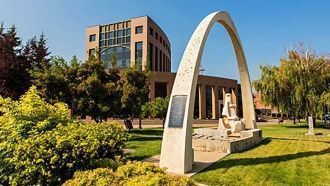 Летбриджская ратуша.