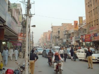 Улица города Фейсалабад, Пакистан.