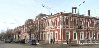 Дом Сахарова на перекрестке Чернышевског