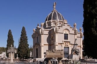 Достопримечательность Сабаделя.