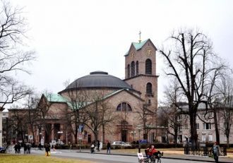 Построена церковь Св. Стефана в начале 1