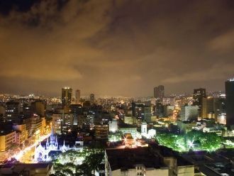 Вид Каракаса ночью.