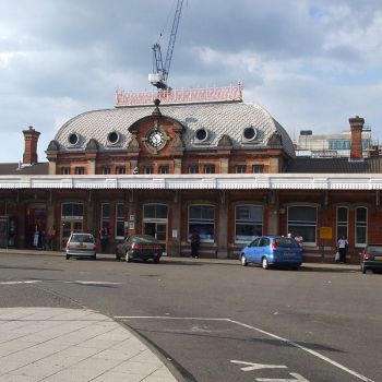 Железнодорожный вокзал.