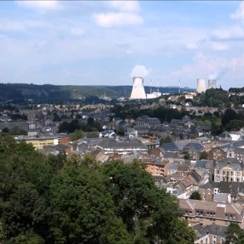 Вид на город с замка.