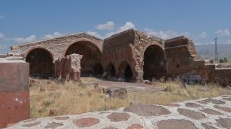 Достопримечательность города Агарак.