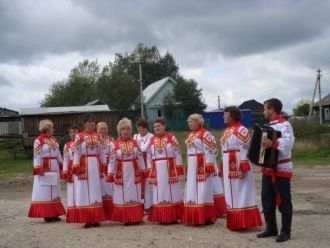 Проживают представители разных националь