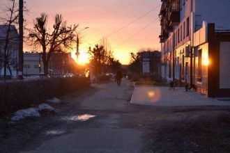 Вечерня улица города Шумерля.