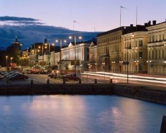 Эспоо ночью.