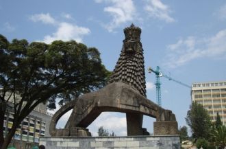 Статуя льва в Аддис-Абебе.