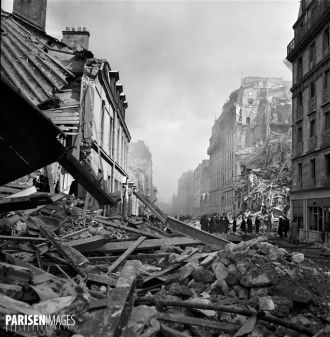 Париж, 1944