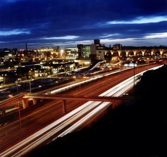 Ночной Стокпорт.