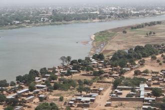 Река Шари Нджамена с высоты.