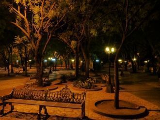 Тегусигальпа ночью.