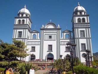 Базилика Де Ла Вирген Де Суйяпа.
