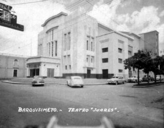 Историческое изображение театра Жуарес.