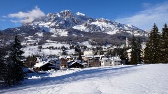 Вид на Кортина-д’Ампеццо с высоты.