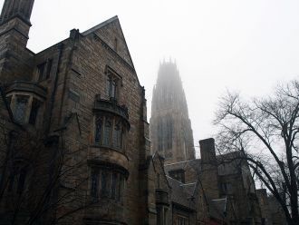 Йельский университет.