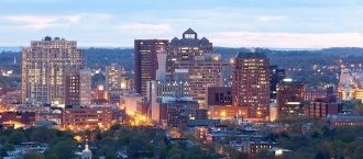 Нью-Хейвен ночью.