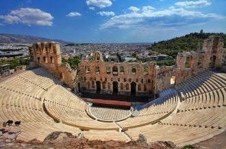 Древний амфитеатр в Афинах.