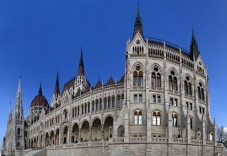 Величественное здание Парламента в Будап