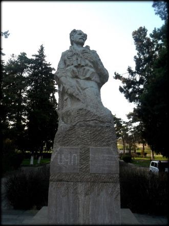 Памятники и скульптуры города&nbsp;Марту