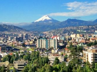 Город Кито с высоты.