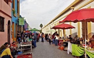 Городские жители и гости города Монтерре