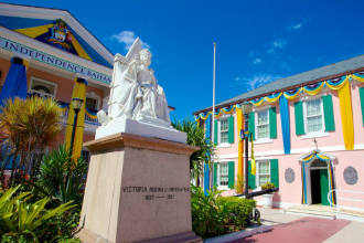 Памятник королеве Виктории.&nbsp;