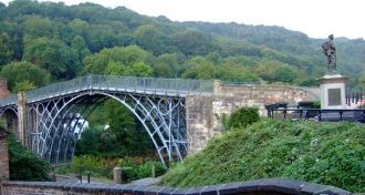 Айрон-Бридж (Ironbridge) - место, где на