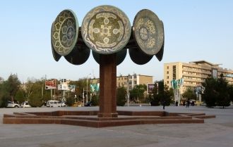 На улицах города