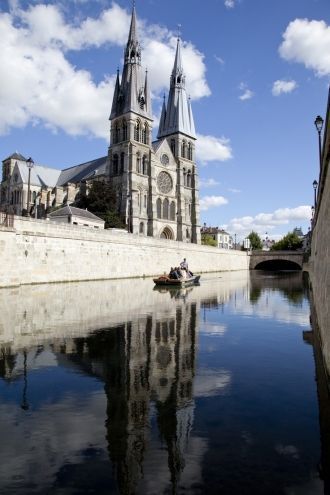 Коллегиальная церковь Нотр-Дам в Шалон-а