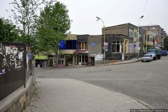 На одной из улиц города  Ехегнадзор.