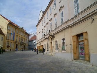 Одна из улиц Братиславы.