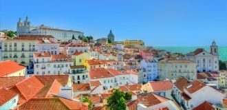 Лиссабон — столица Португалии.