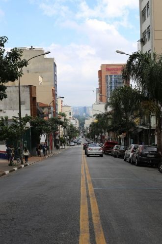 Дорога к центру города Кампинос.