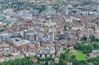 Вид сверху на Ноттингем.