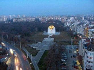 Вид на Пантеон в Русе.