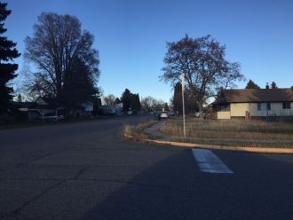 На улице города Блэкфут.