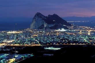 Ночной Гибралтар.