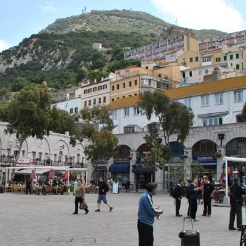 Город Гибралтар.