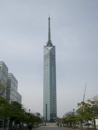 Башня Фукуока - это самое высокое здание
