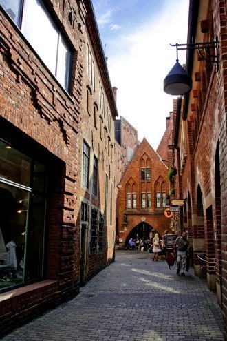 На старых улочках Бремена.